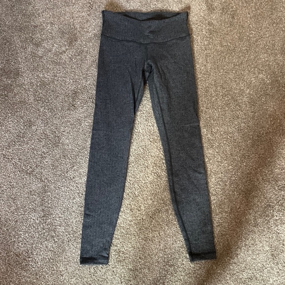 Lululemon Wunder Under low rise tight 28” - Picture 4 of 6